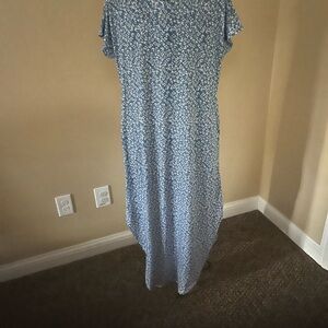 Elegant Floral Blue Maxi Dress